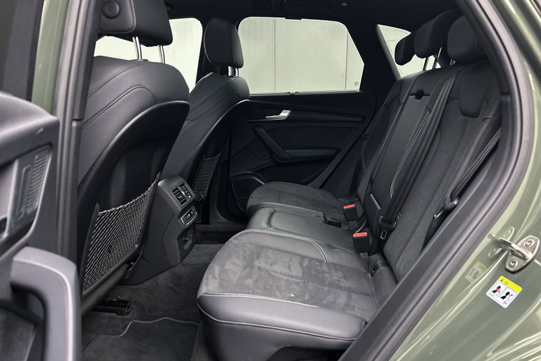 Vehicle Image 26
