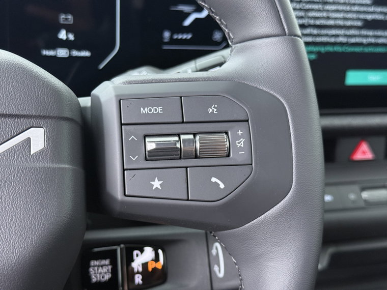 Vehicle Image 27