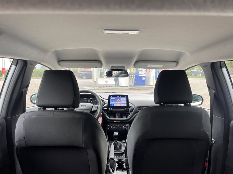 Vehicle Image 39