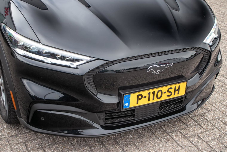 Vehicle Image 27