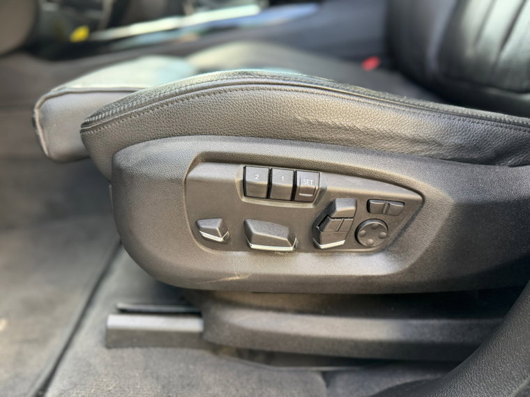 Vehicle Image 41