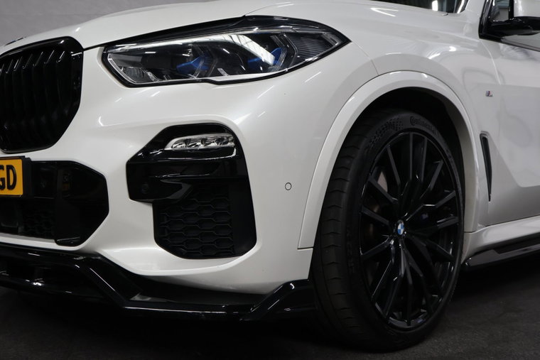 Vehicle Image 38