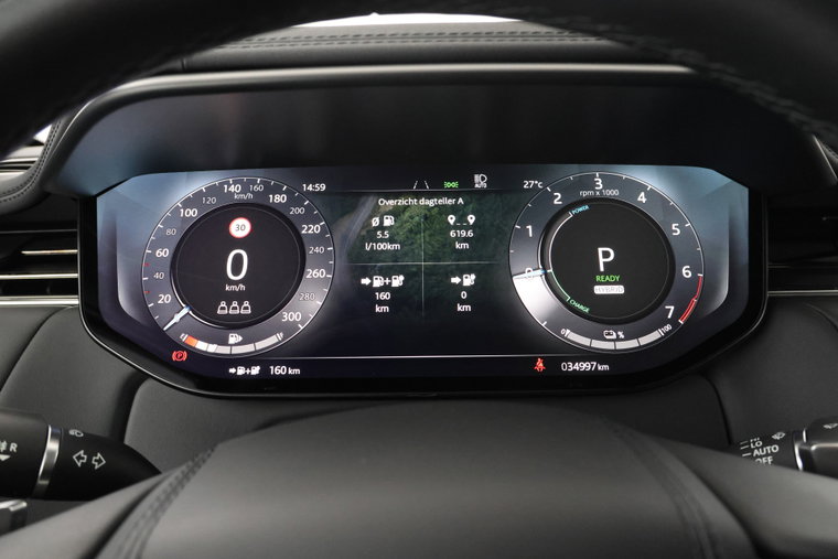 Vehicle Image 25