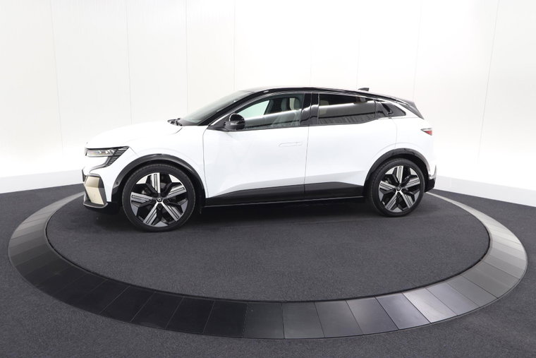 Vehicle Image 48