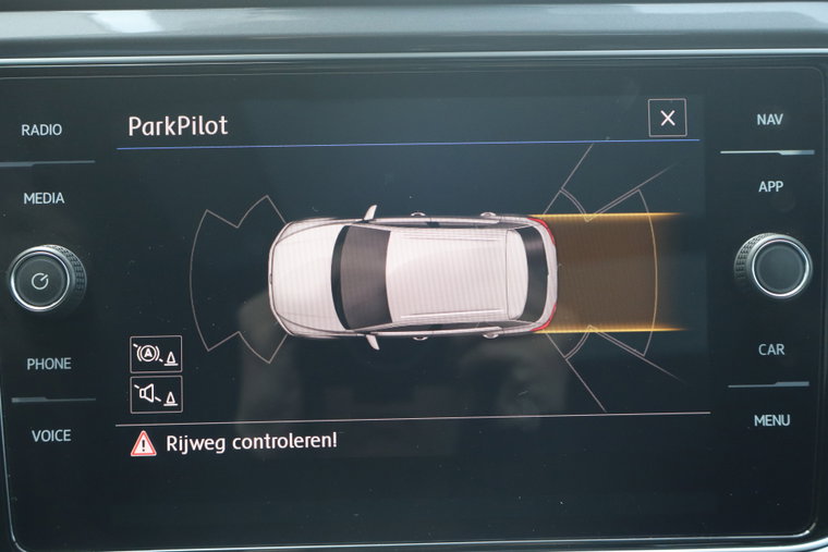 Vehicle Image 11