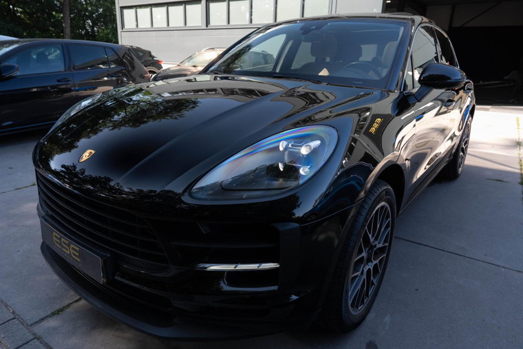 Vehicle Image 33