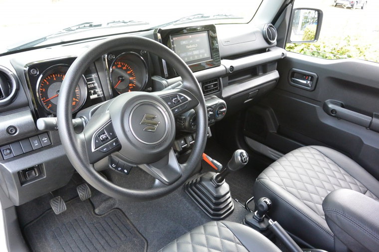 Vehicle Image 23
