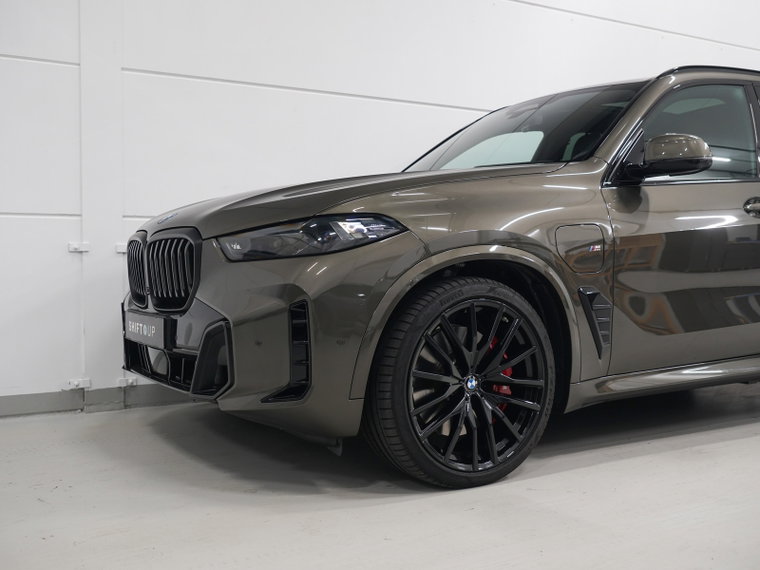 Vehicle Image 37