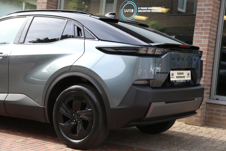 Vehicle Image 30