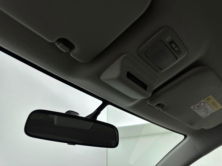 Vehicle Image 23