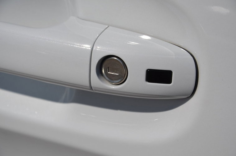 Vehicle Image 8