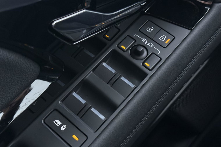 Vehicle Image 40