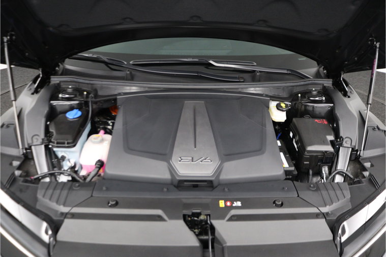 Vehicle Image 37