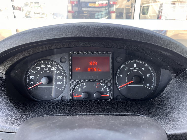 Vehicle Image 36