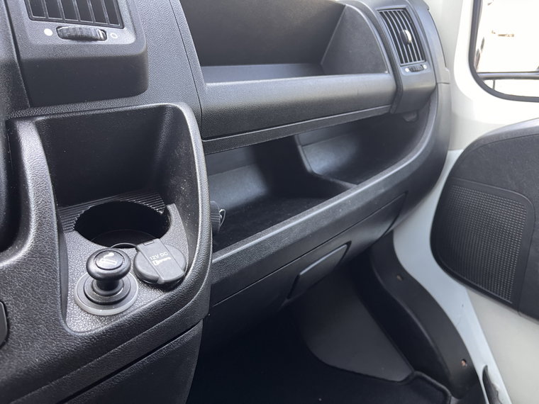 Vehicle Image 40
