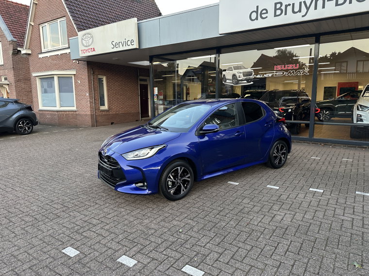 Vehicle Image 3