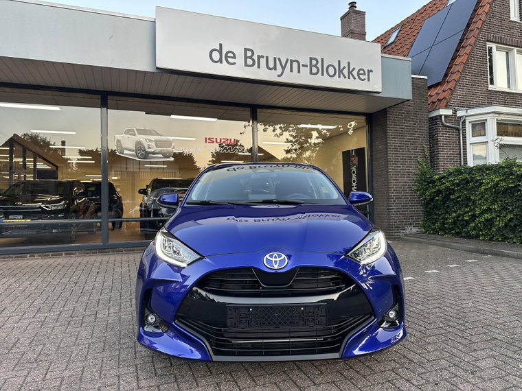 Vehicle Image 4