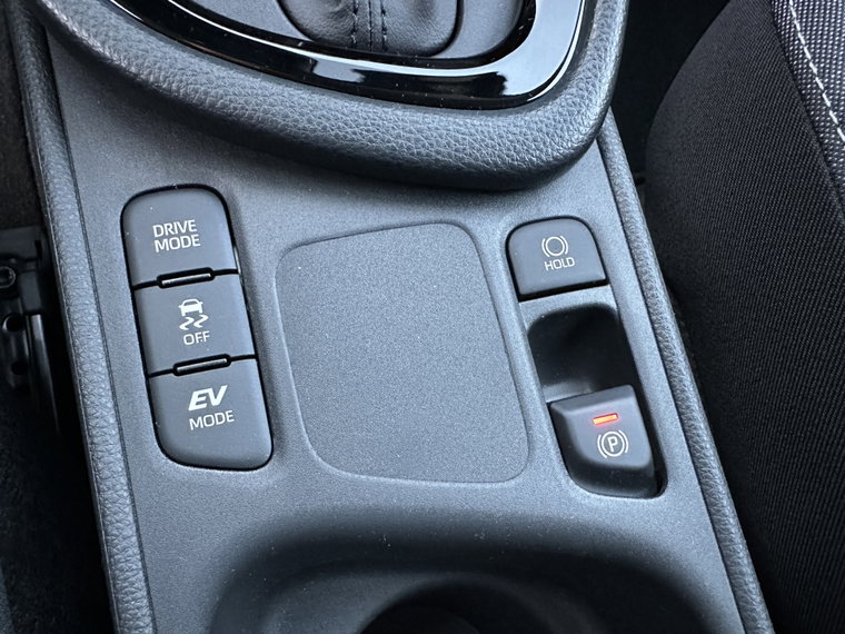 Vehicle Image 23