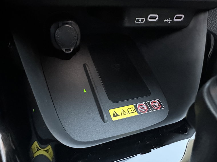 Vehicle Image 26