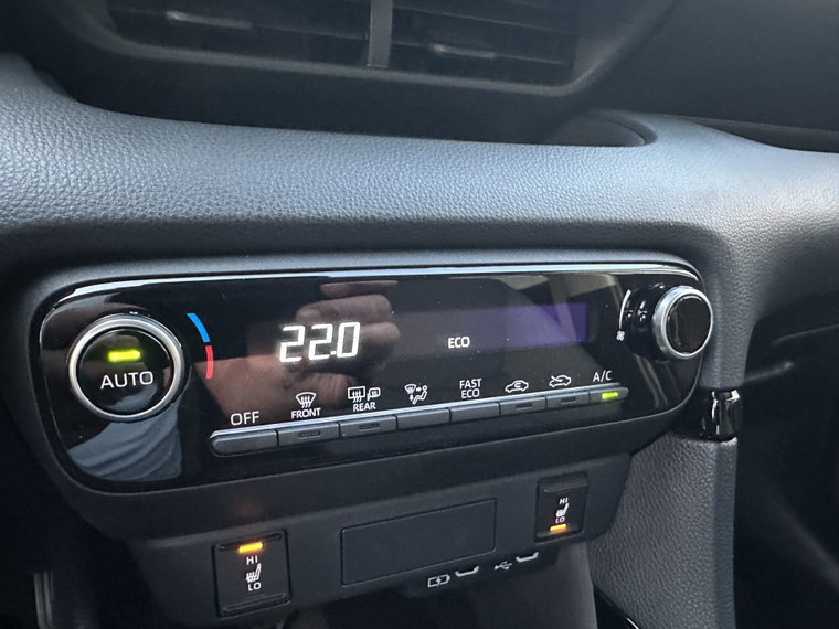 Vehicle Image 27