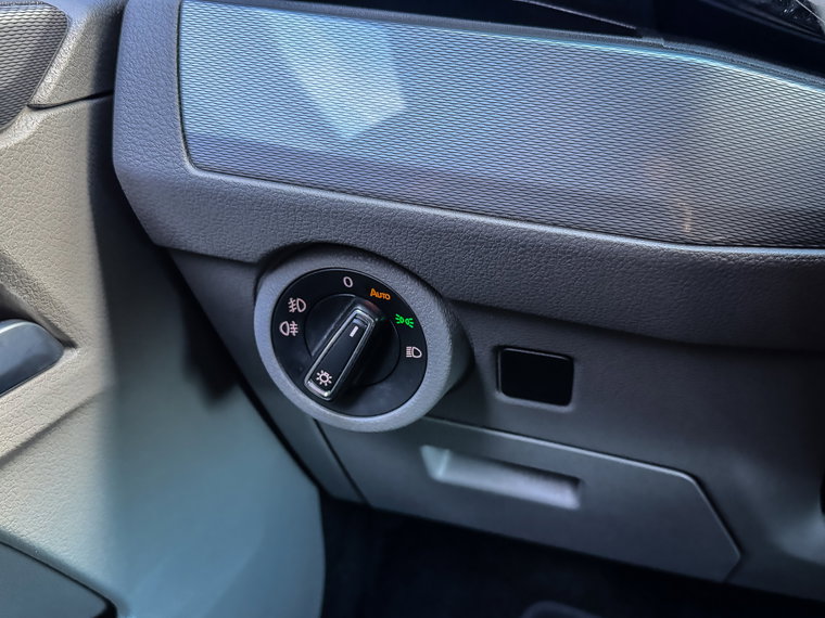 Vehicle Image 60