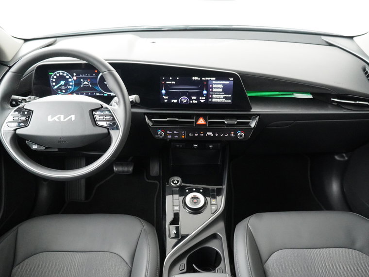 Vehicle Image 35
