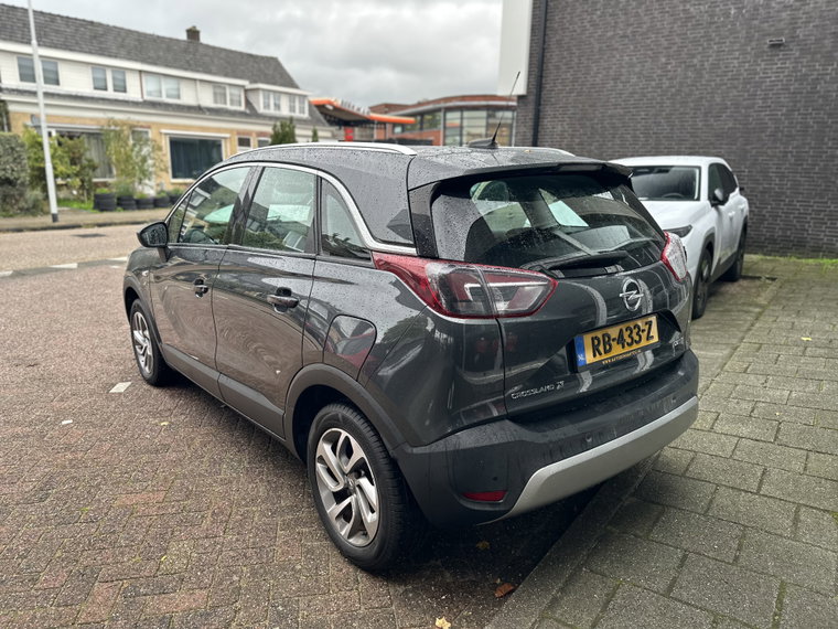 Vehicle Image 35