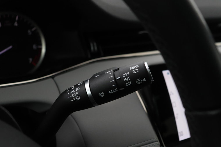 Vehicle Image 39