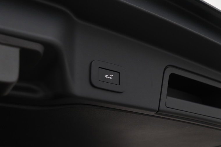 Vehicle Image 47