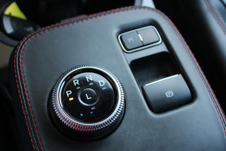 Vehicle Image 16