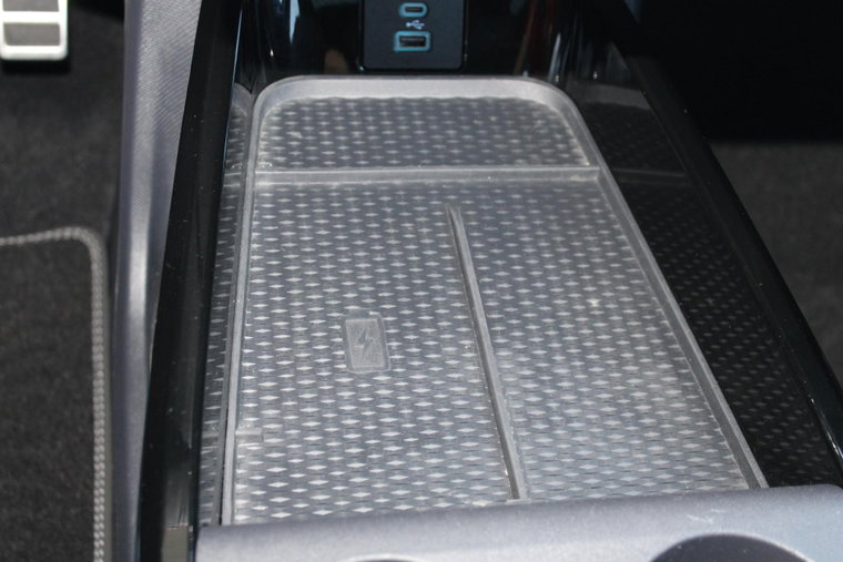 Vehicle Image 17