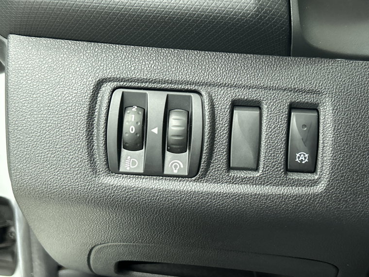 Vehicle Image 27