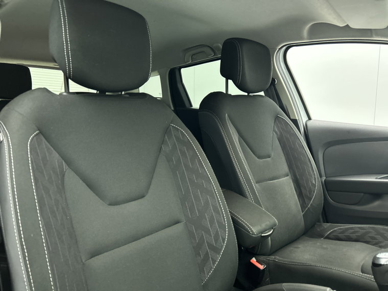 Vehicle Image 33