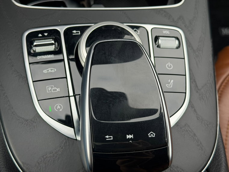 Vehicle Image 33
