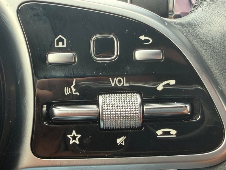 Vehicle Image 41