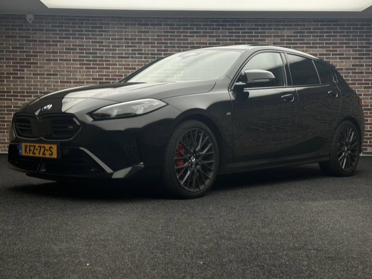 Vehicle Image 40