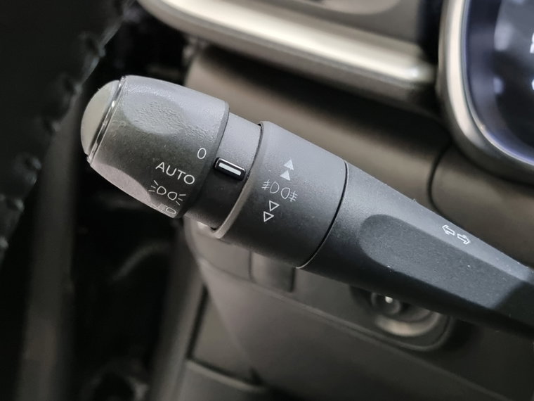 Vehicle Image 26