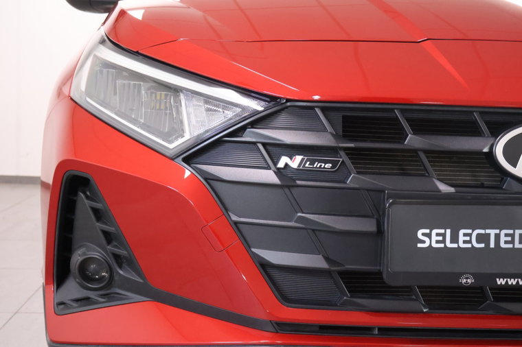 Vehicle Image 30