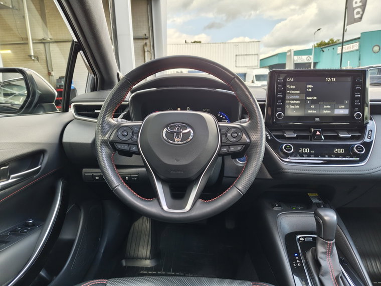 Vehicle Image 10