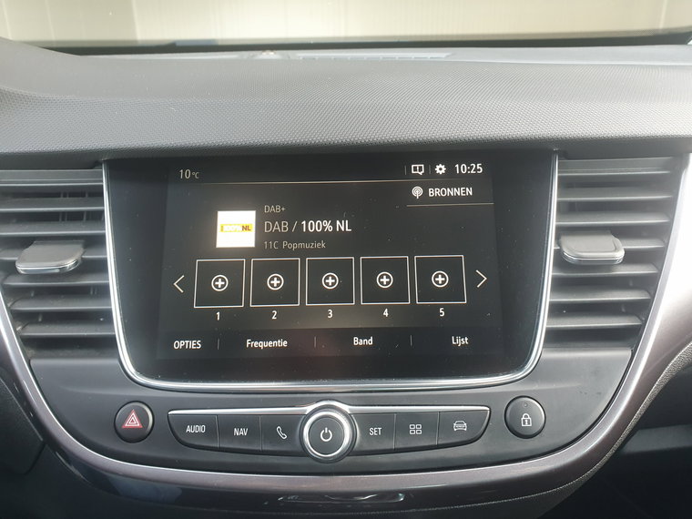Vehicle Image 37