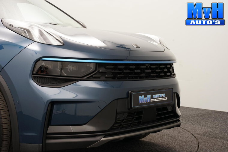 Vehicle Image 30