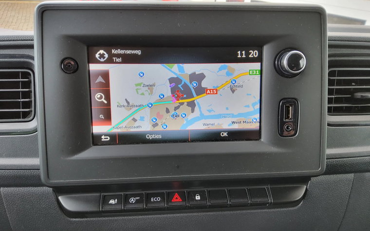 Vehicle Image 16