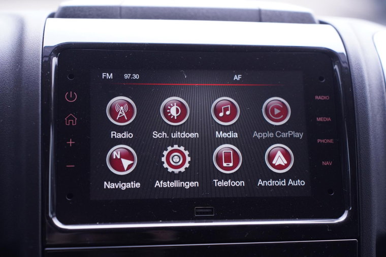 Vehicle Image 37