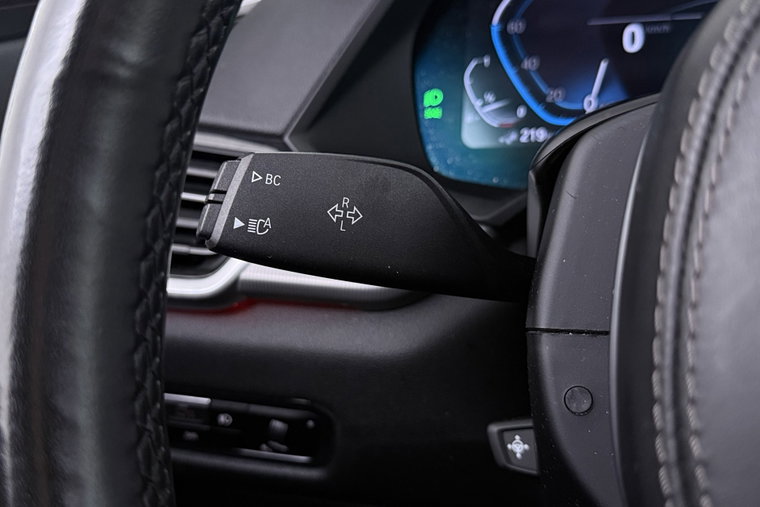 Vehicle Image 36