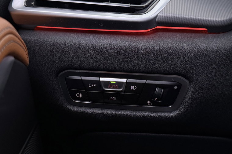Vehicle Image 42