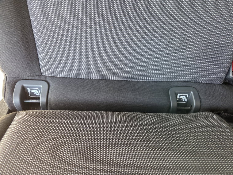 Vehicle Image 29