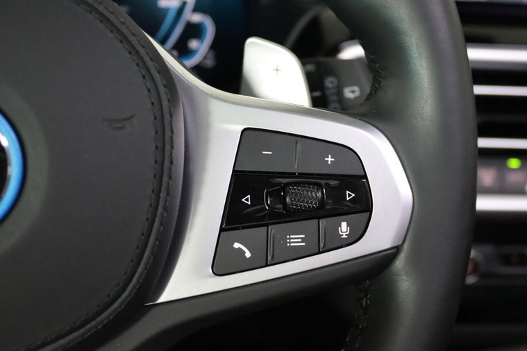 Vehicle Image 40