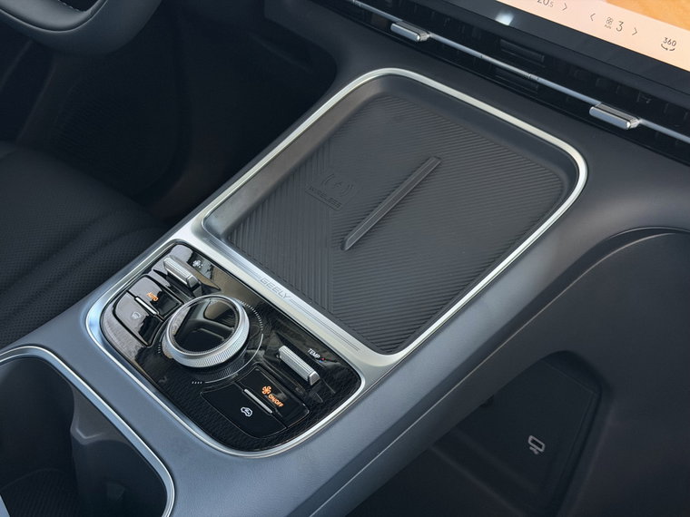 Vehicle Image 37
