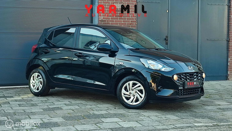 Vehicle Image 12