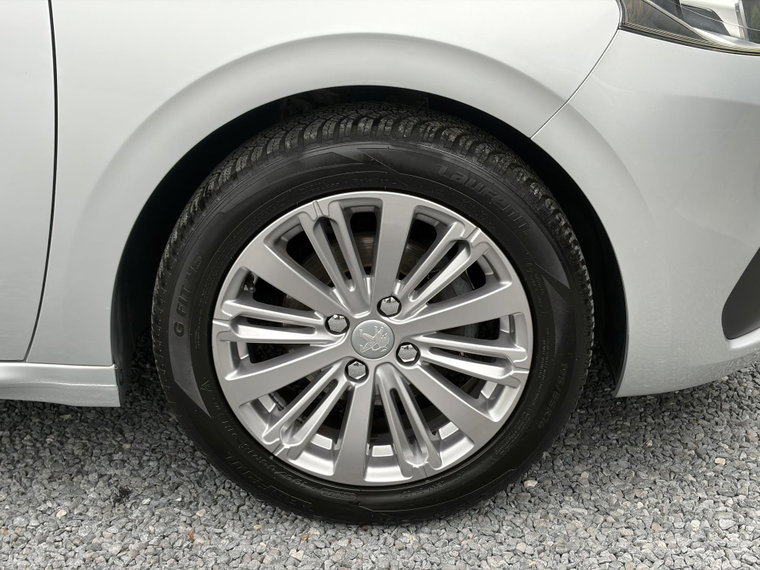 Vehicle Image 31
